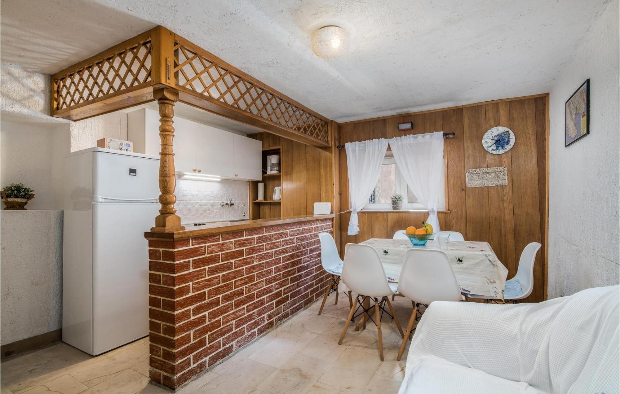 2 Bedroom Gorgeous Home In Baska المظهر الخارجي الصورة